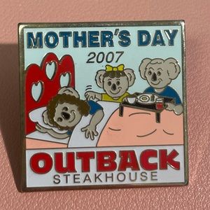 OUTBACK Steakhouse Flair Pin, Mothers Day 2007, Breakfast in Bed